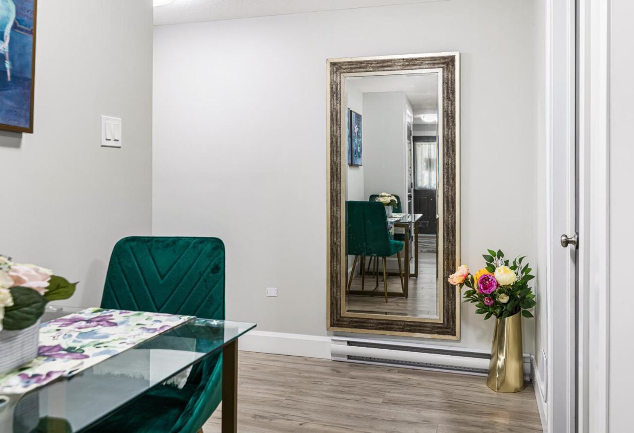 One Bedroom Apartment Moncton North ! Extérieur photo